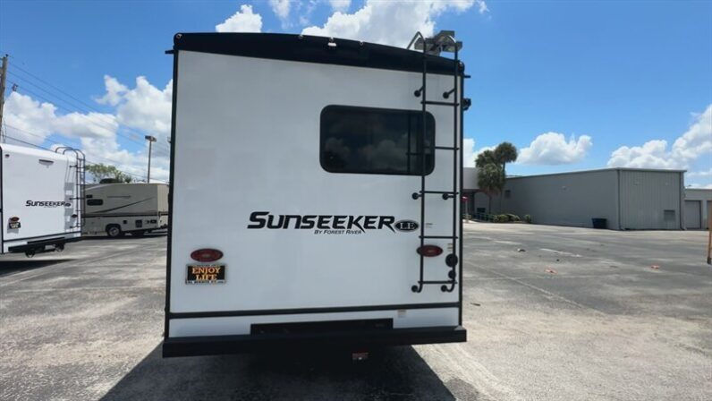 2024 Forest River Sunseeker 2550DSLE