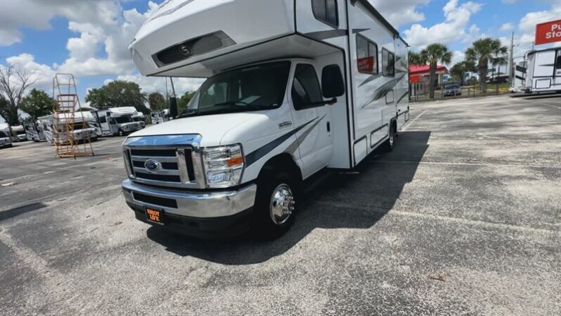2024 Forest River Sunseeker 2550DSLE