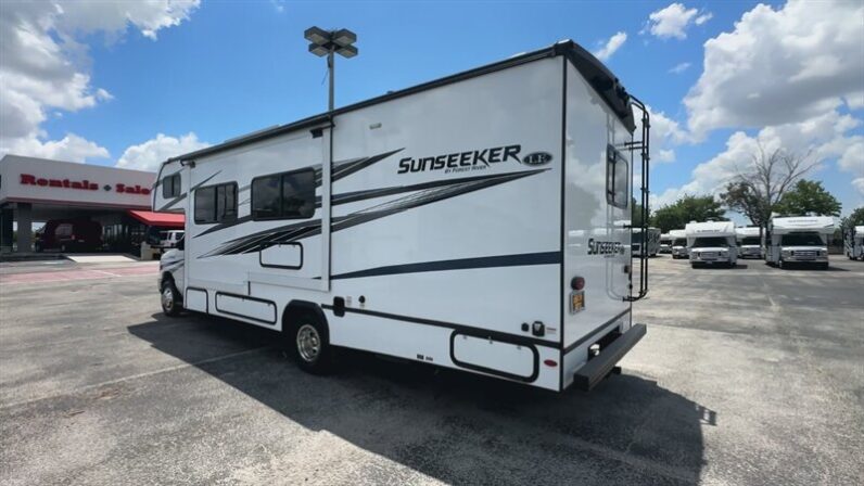 2024 Forest River Sunseeker 2550DSLE
