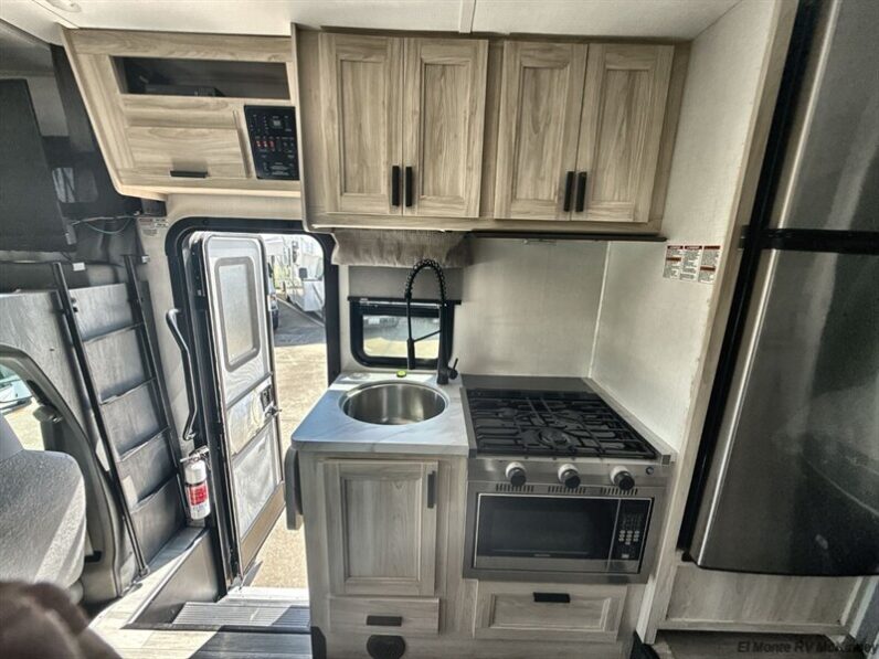 2024 Forest River Sunseeker 2150SLE