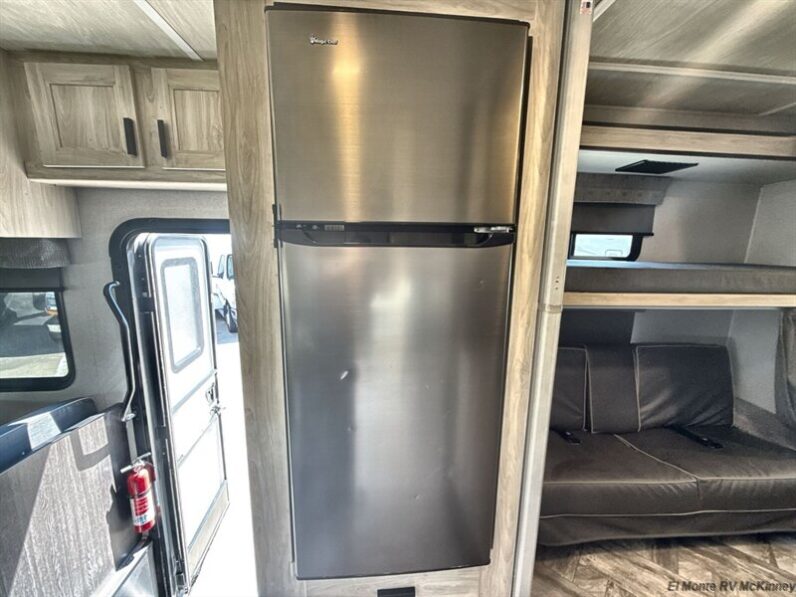 2023 Forest River Sunseeker 3250DSLE