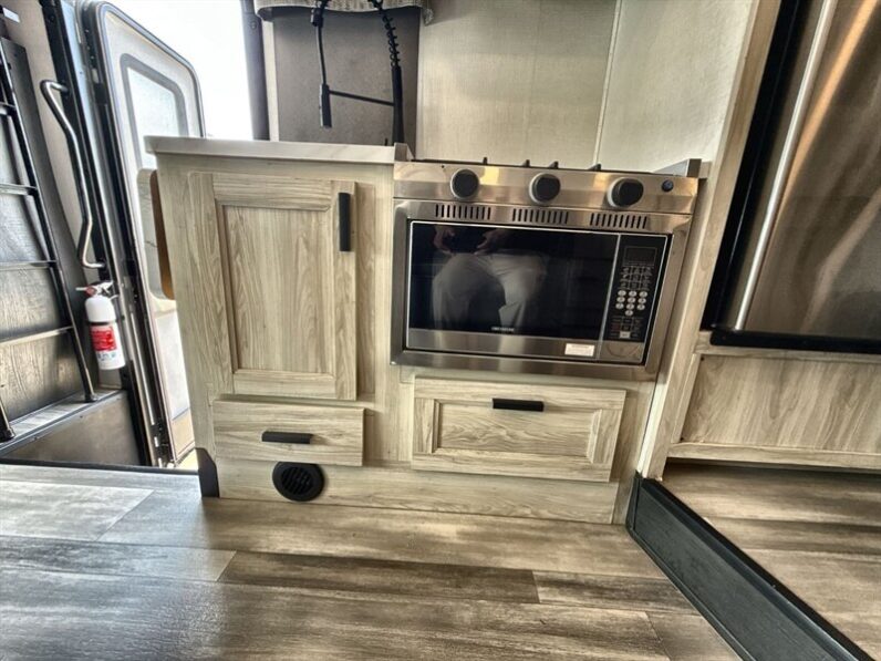 2024 Forest River Sunseeker 2150SLE