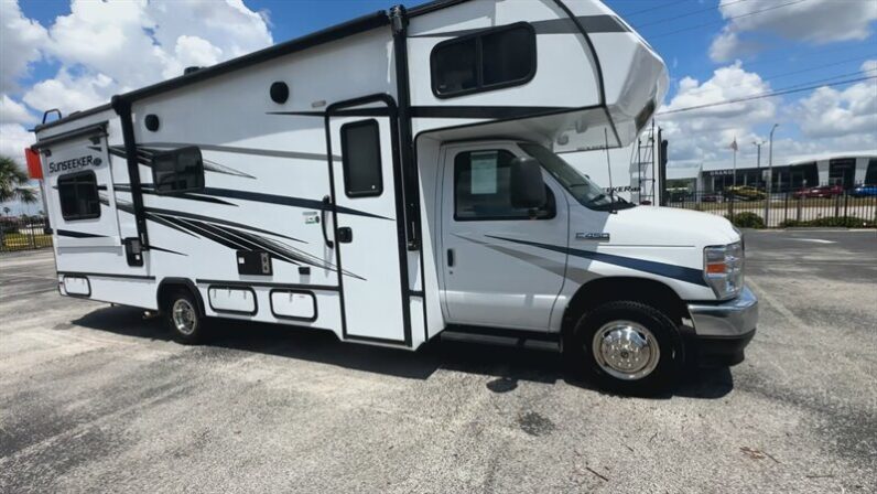 2024 Forest River Sunseeker 2550DSLE