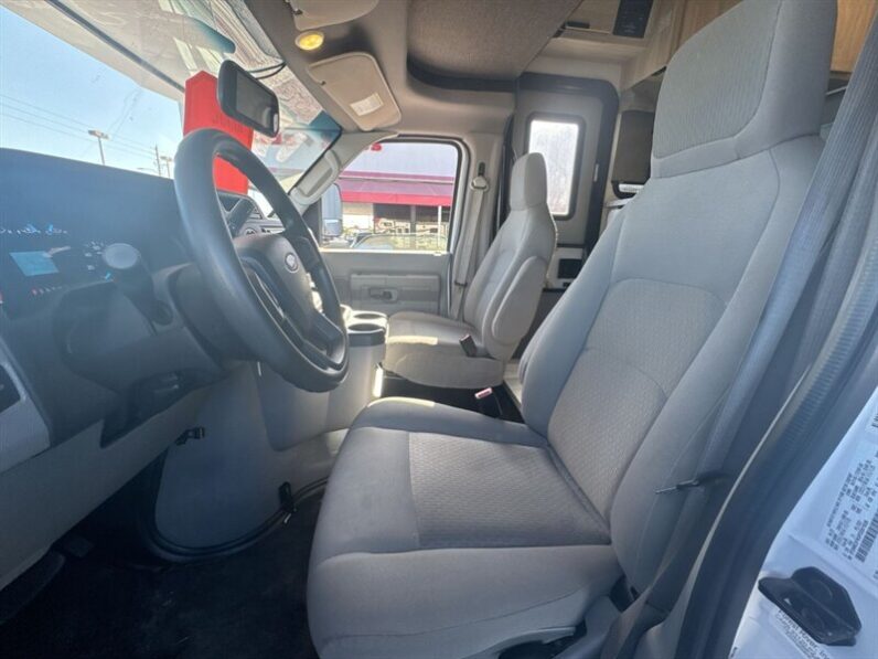 2024 Forest River Sunseeker 2150SLE