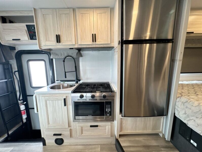 2024 Forest River Sunseeker 2150SLE