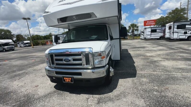 2024 Forest River Sunseeker 2550DSLE