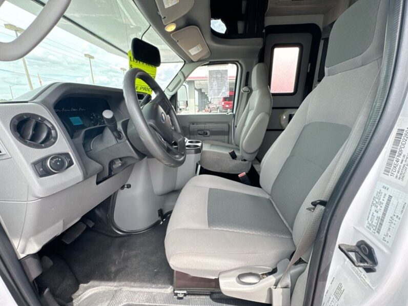 2024 Forest River Sunseeker 2150SLE