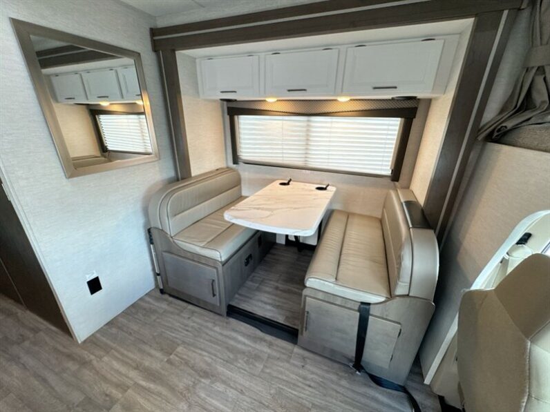 2025 Thor Four Winds 25V