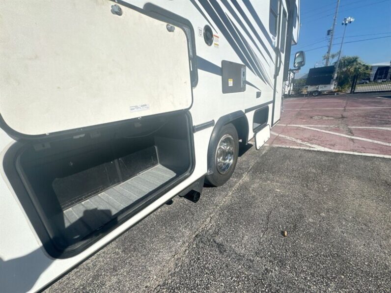 2024 Forest River Sunseeker 2150SLE