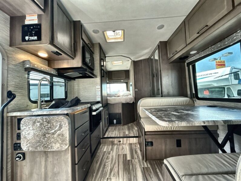 2024 Thor Four Winds 22E