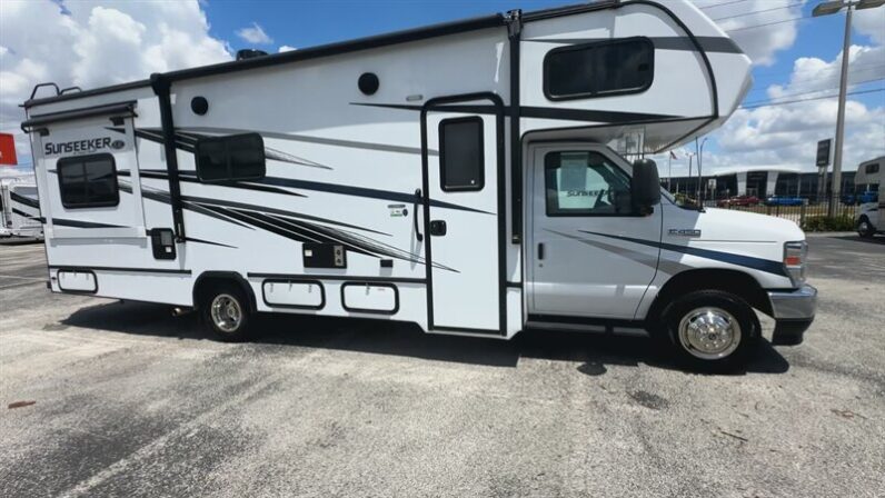 2024 Forest River Sunseeker 2550DSLE