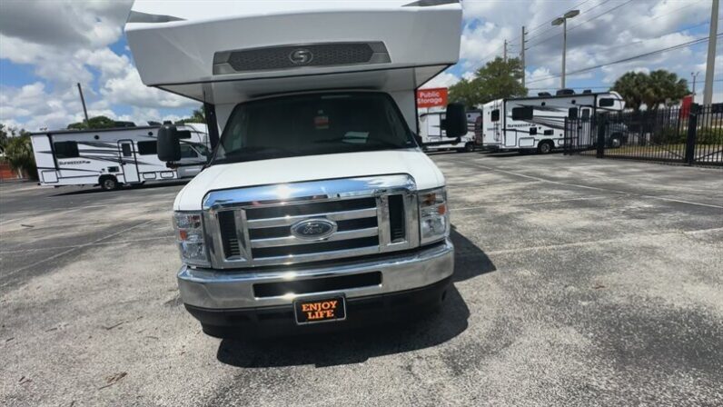 2024 Forest River Sunseeker 2550DSLE