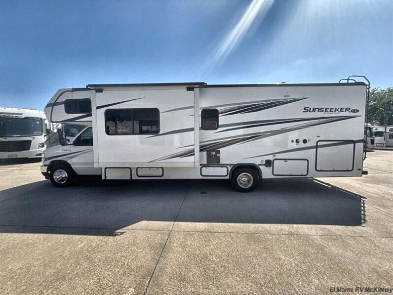 2023 Forest River Sunseeker 3250DSLE