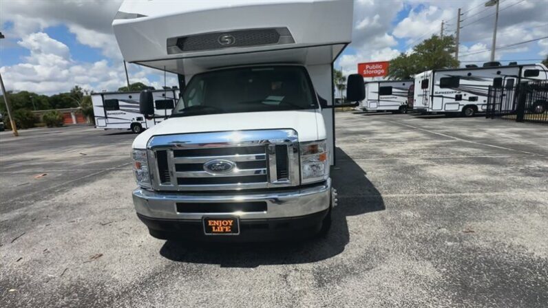 2024 Forest River Sunseeker 2550DSLE