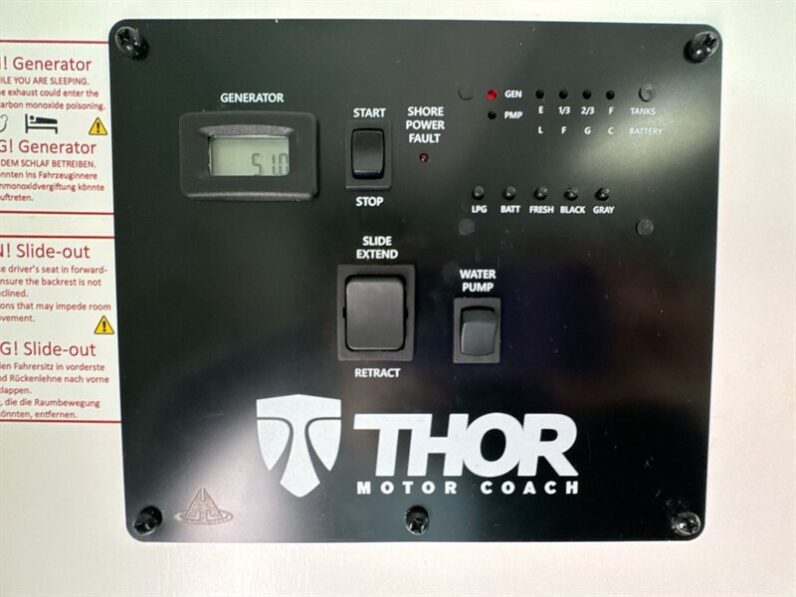 2025 Thor Four Winds 25V