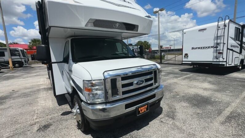 2024 Forest River Sunseeker 2550DSLE