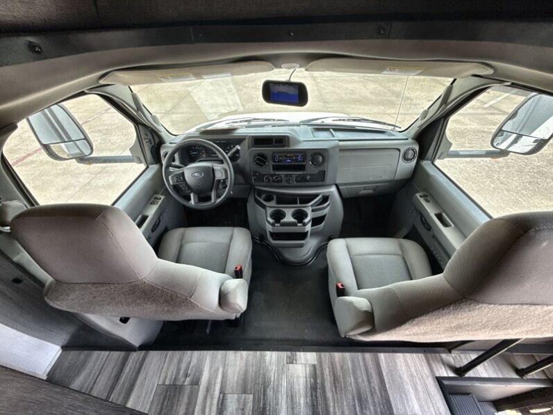 2024 Forest River Sunseeker 2150SLE