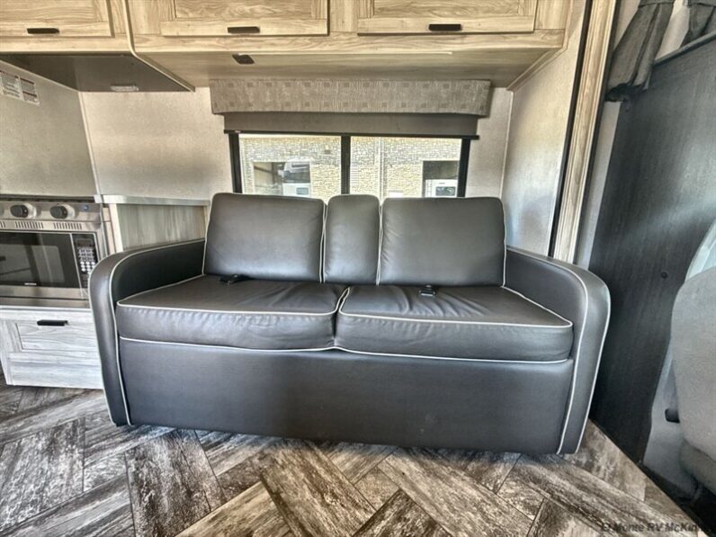 2023 Forest River Sunseeker 3250DSLE