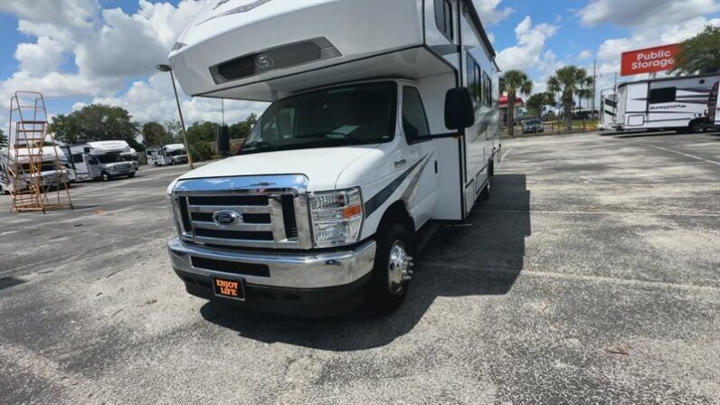 2024 Forest River Sunseeker 2550DSLE