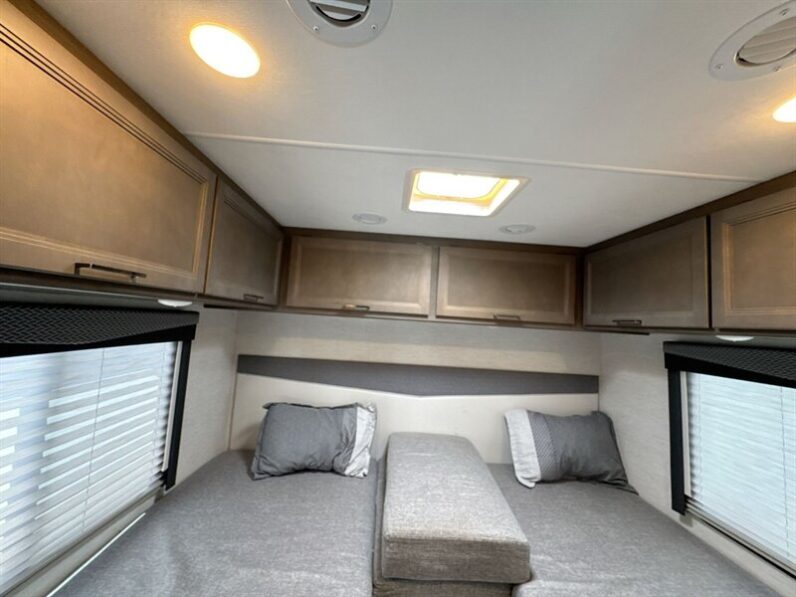 2025 Thor Four Winds 25V
