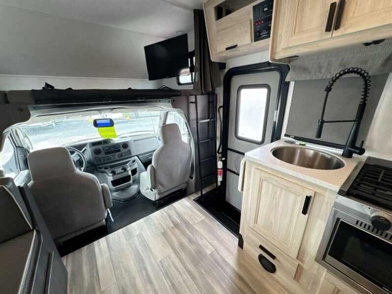 2024 Forest River Sunseeker 2150SLE
