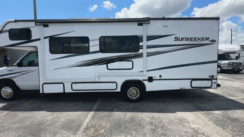 2024 Forest River Sunseeker 2550DSLE