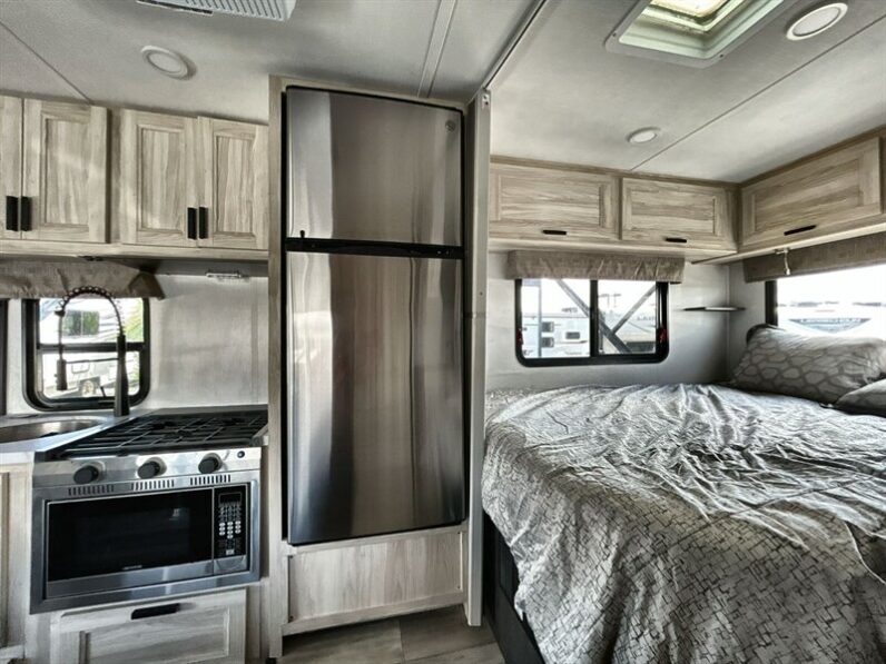 2024 Forest River Sunseeker 2150SLE